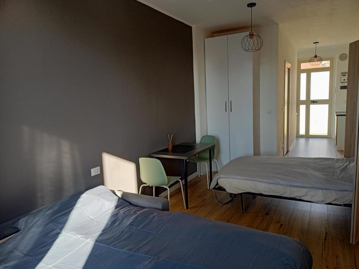 Tiny Bengasi Apartment Turin Exteriör bild