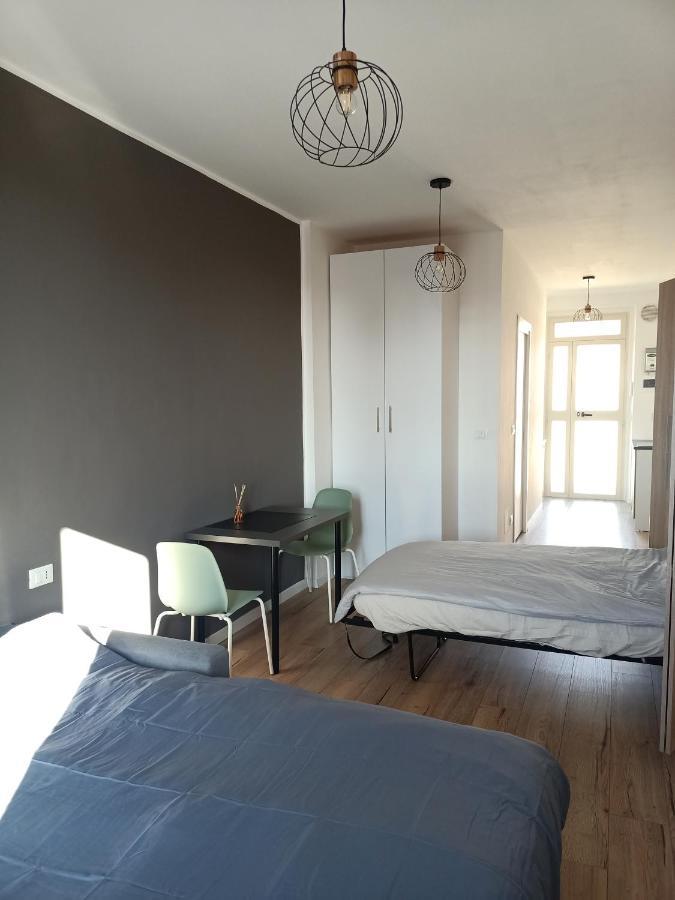 Tiny Bengasi Apartment Turin Exteriör bild